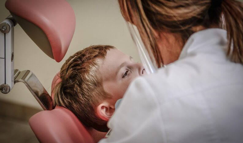 dentist-428645_1280