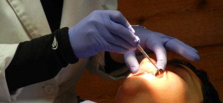 orthodontist-287285_1280